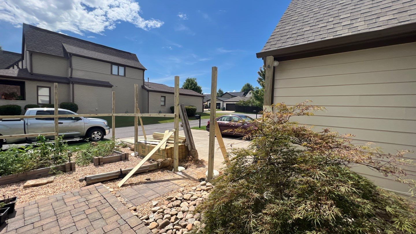 Chase Lake - Arched Shadowbox Fence by Pillar and Pine