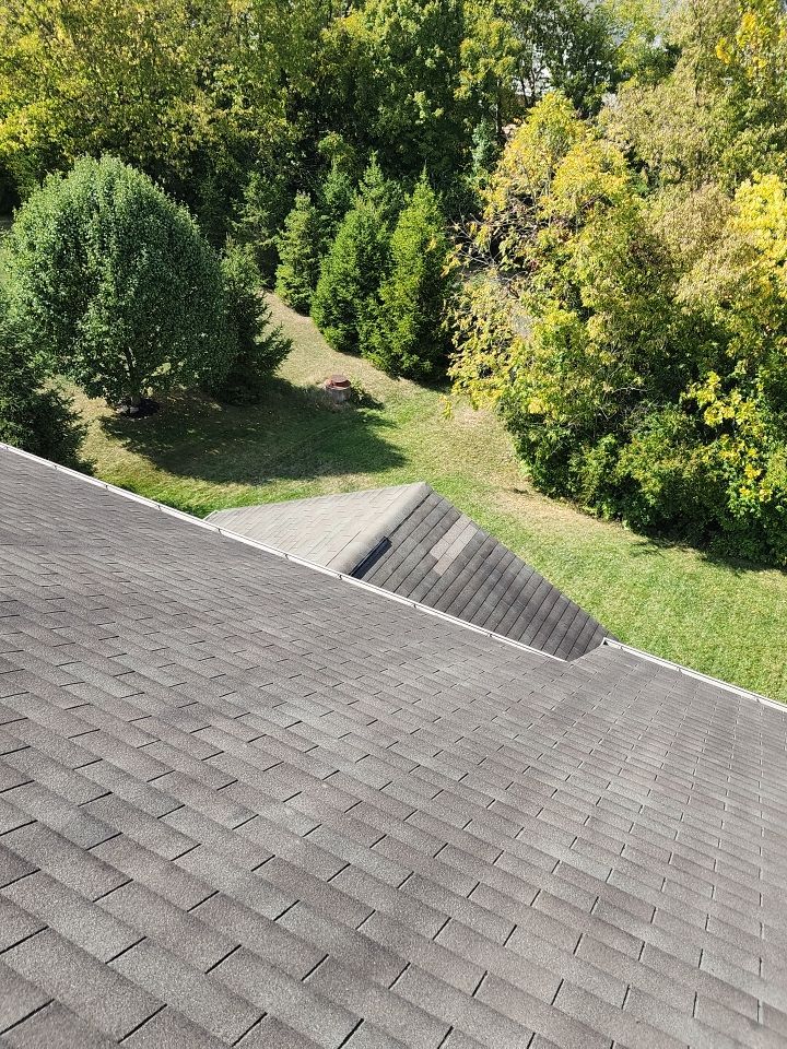 Liberty Township - Pristine Black by Tamlin Roofing