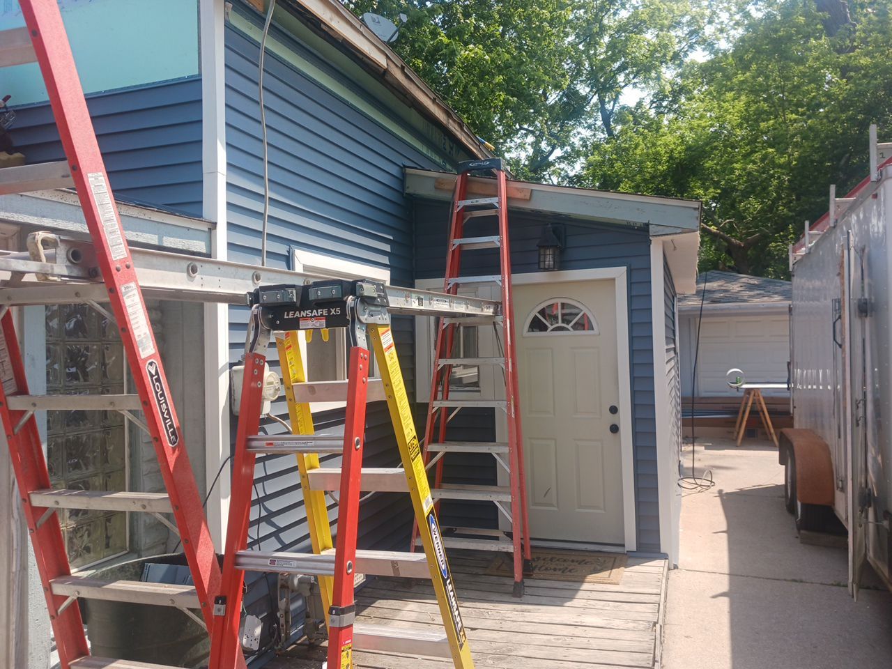 Siding Replacement using CertainTeed Restoration Classis D4 by 180 Contractors
