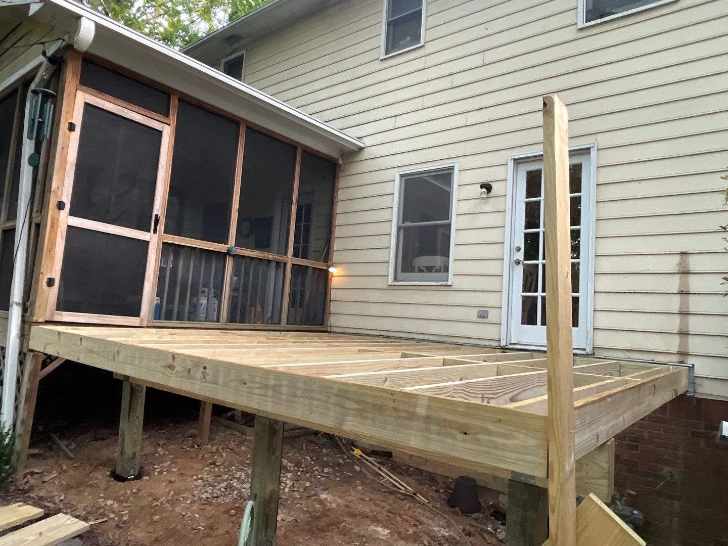 Oak Leaf Circle - Deck Installation  by Pillar and Pine