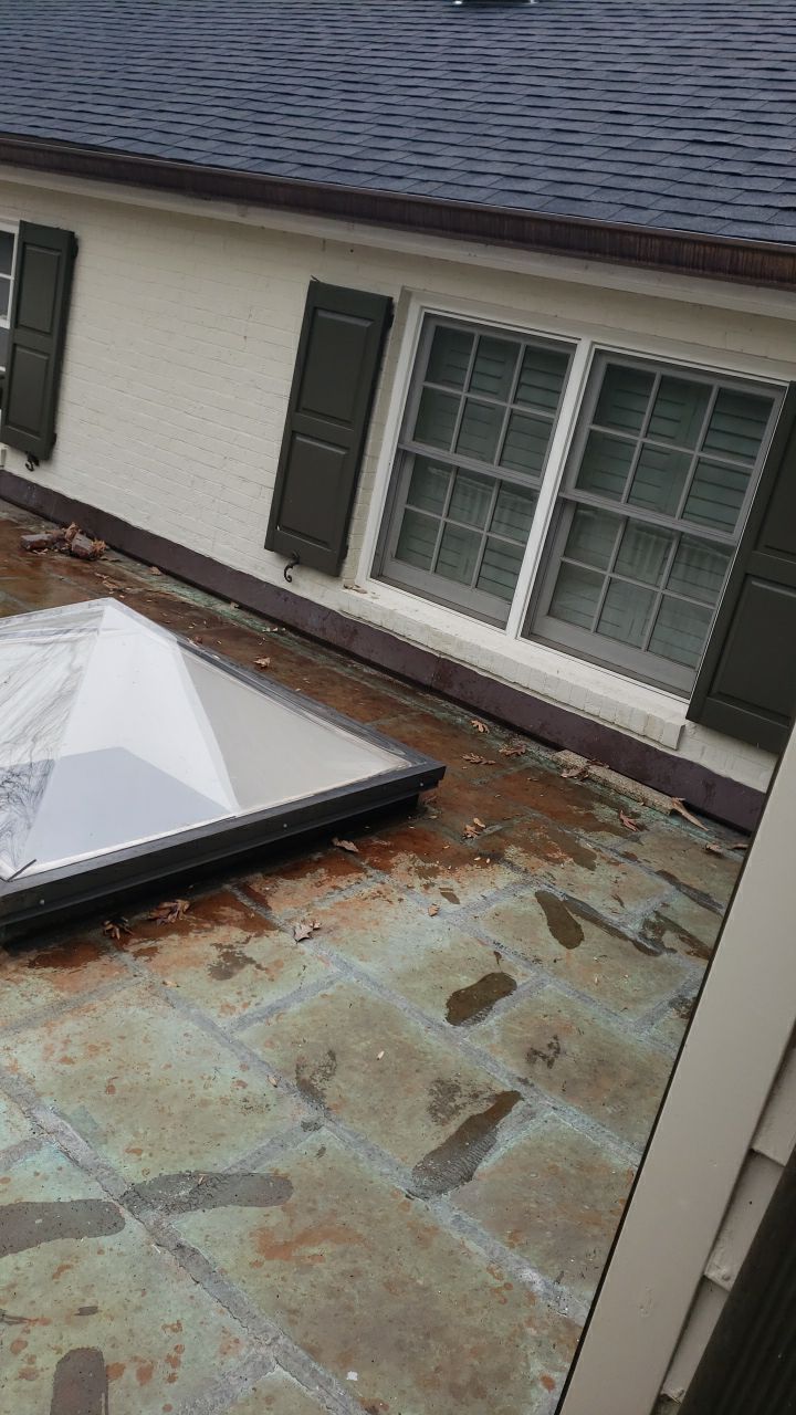 McLean: Certainteed Landmark Pro Designer Shingles in Max Def Charcoal Black by RM Banning, Inc.