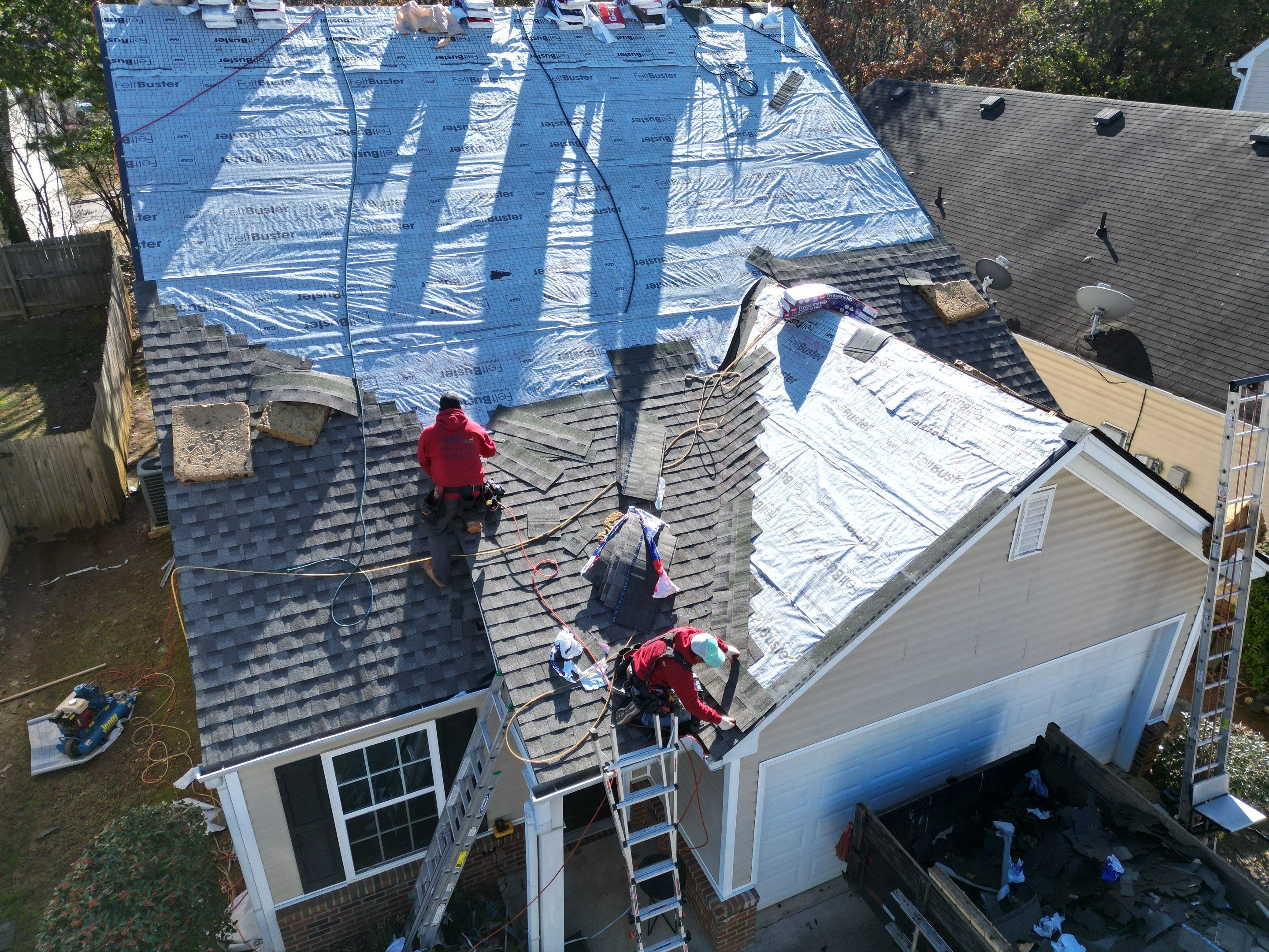 Wind Damage by Deerfield Roofing LLC
