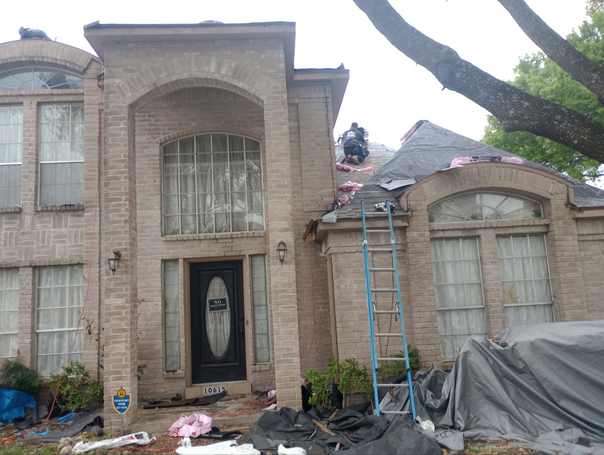 Residential Roofing Repair using Owen's Corning Duration (Lifetime) Shingles by Roof Repair Company