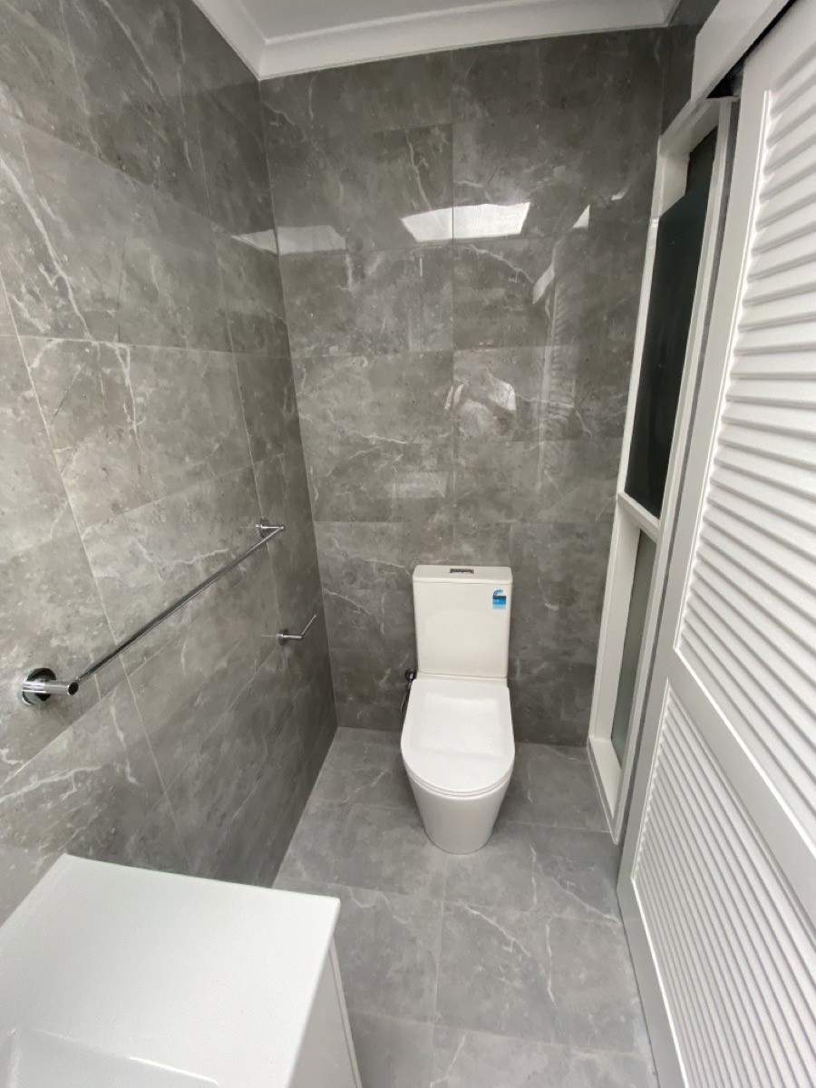 Ensuite Bathroom Renovation by Re-seal Bathrooms