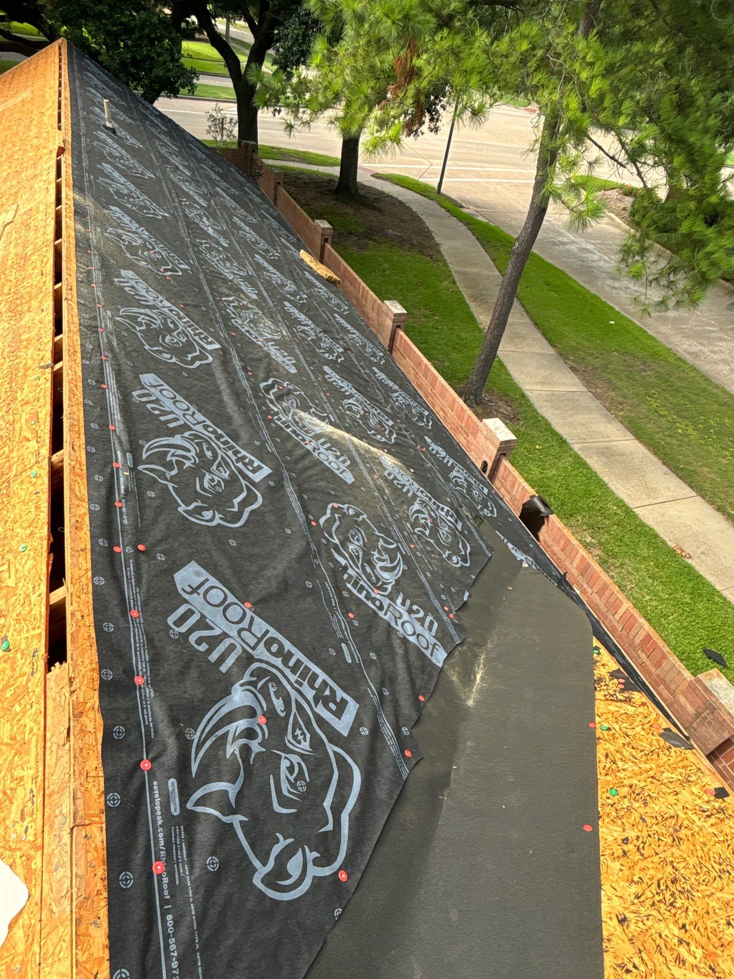 Residential Roofing Installation using Owen's Corning Duration (Lifetime) Shingles by Roof Repair Company