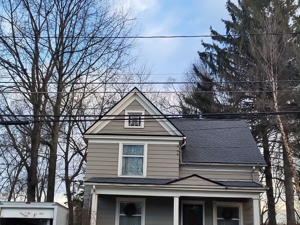 ATLAS PINNACLE COLOR: PRISTINE PEWTER DRIP EDGE: BLACK by Eagle Eye Roofing