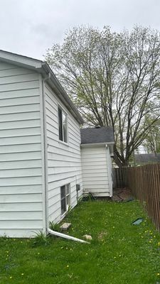 Why Campton Hills Gutters Clog and Ice Up