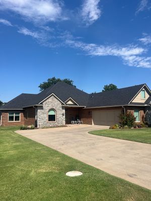 Owens Corning - Onyx Black