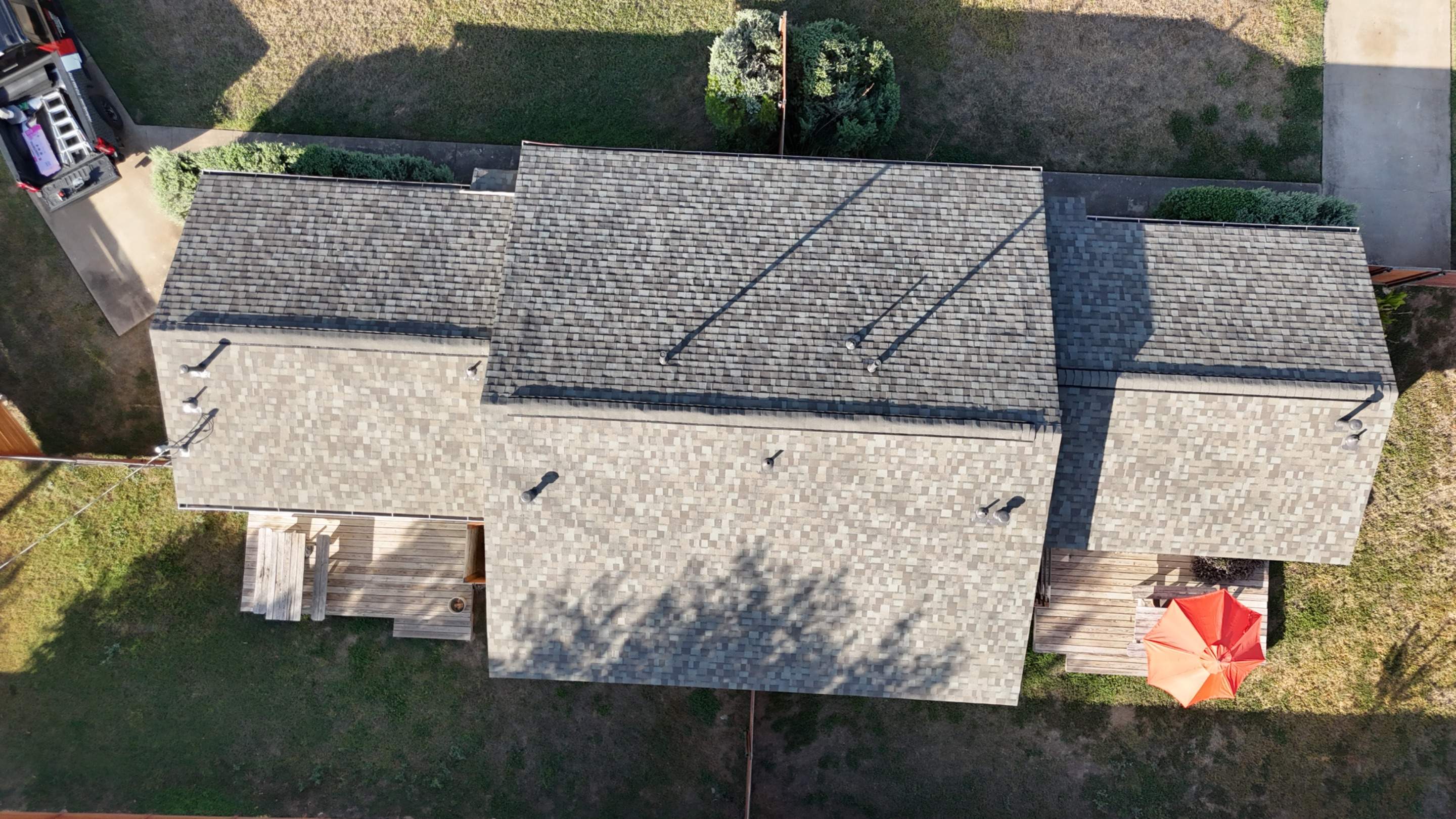 Driftwood - Owens Corning TruDefinition Duration by RoofsOnly.com