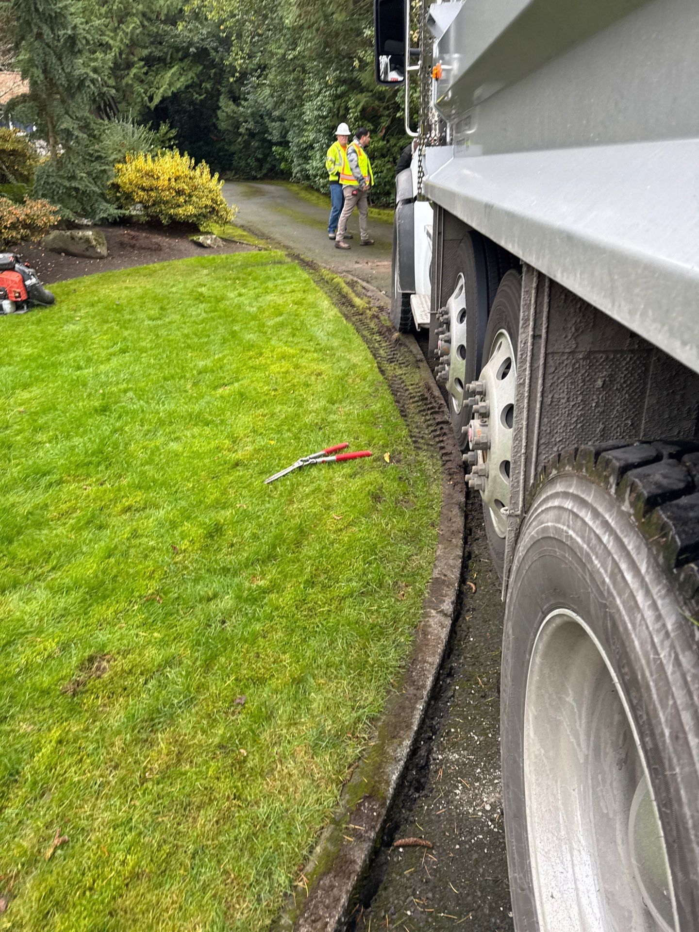 Asphalt Patch Repair | Bellevue  by Jireh Asphalt & Concrete Inc 