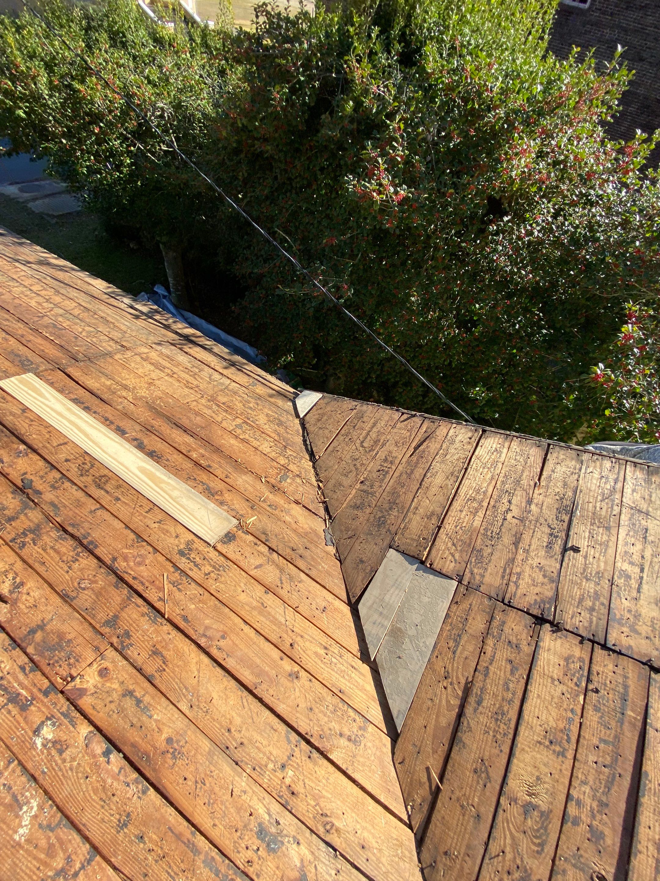 Residential Shingle Reroof using CertainTeed XT25: Resawn Shake by Hostetler Roofing
