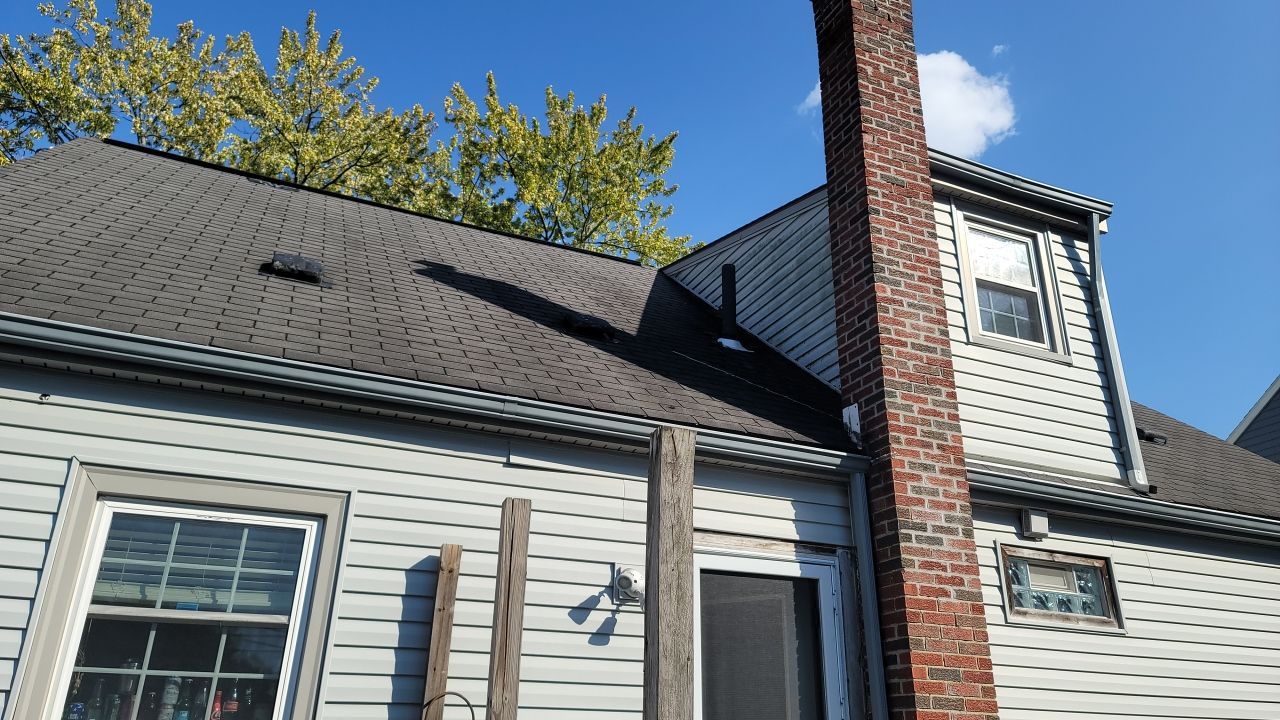 ATLAS PINNACLE PRISTINE COLOR: COPPER CANYON DRIP EDGE: WHITE by Eagle Eye Roofing