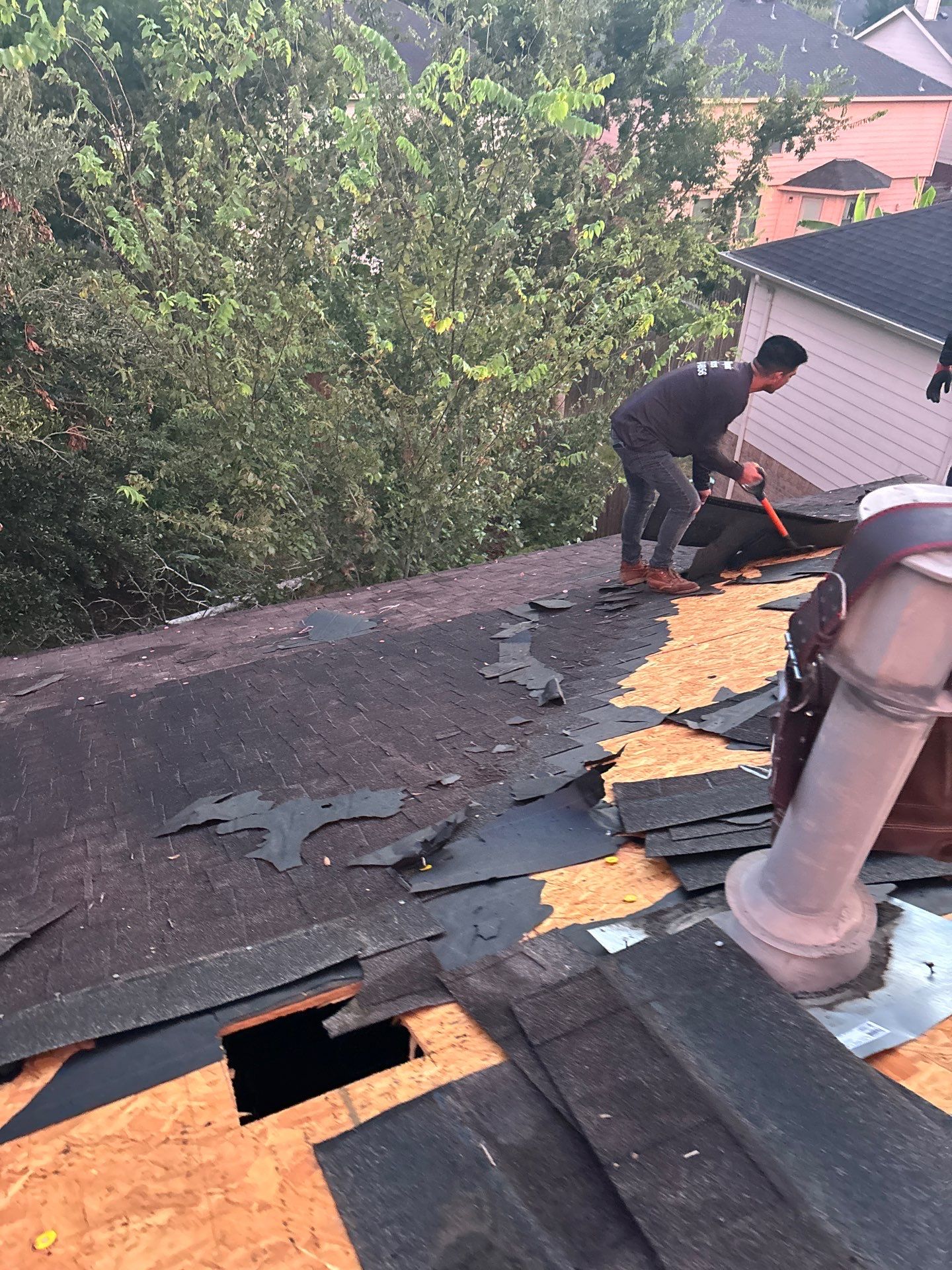 Residential Roofing Installation using Owen's Corning Duration (Lifetime) Shingles by Roof Repair Company