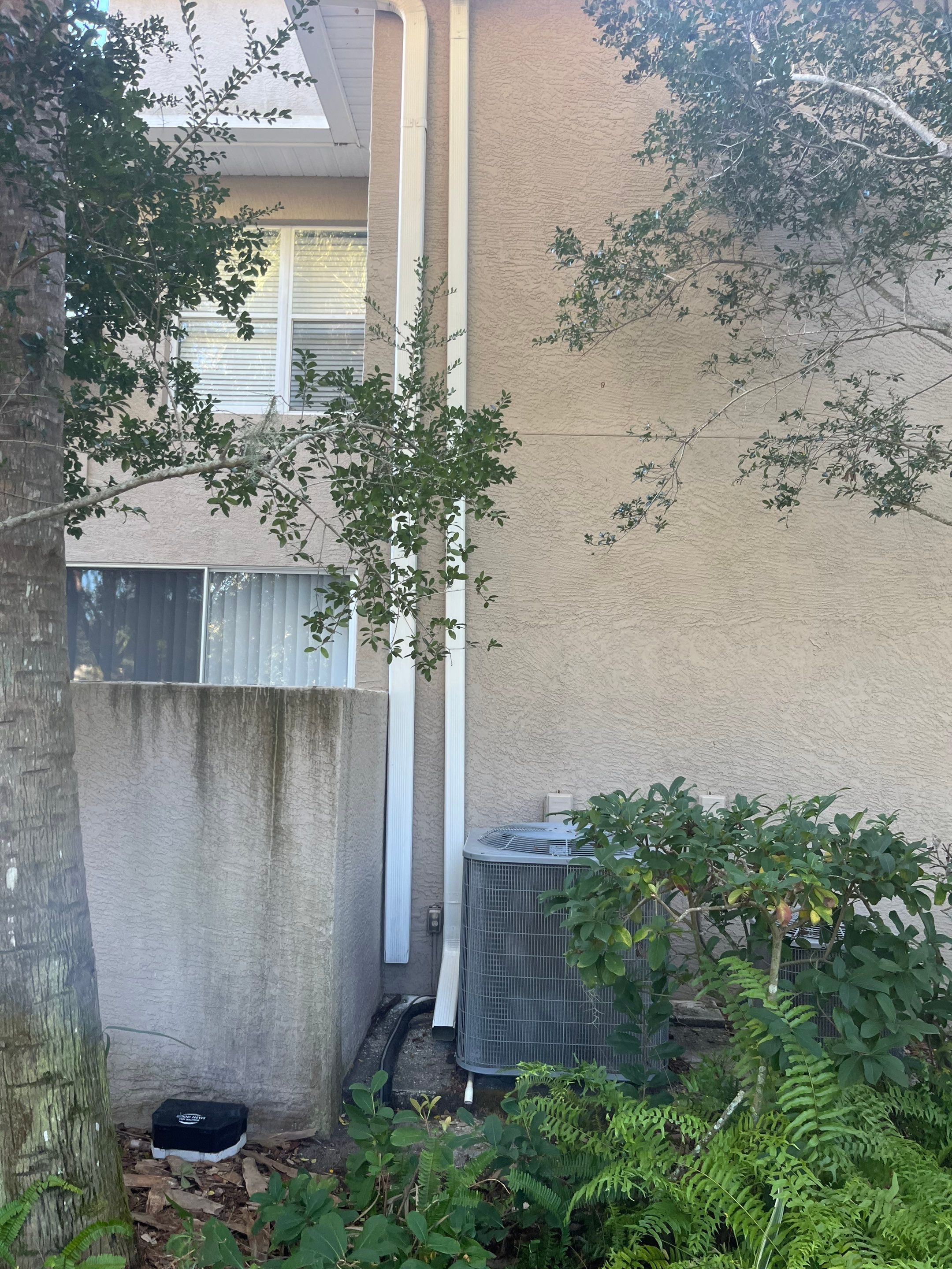 Gutter Cleaning Service in Fort Myers FL by Gutter Professors