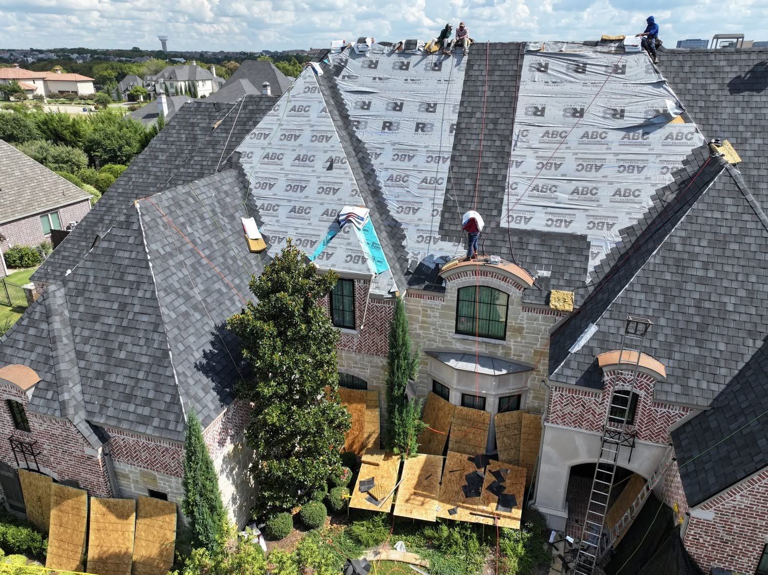 Residential Roof Replacement using CERTAINTEED BELMONT IR BLACK GRANITE by Elite Roofing LLC