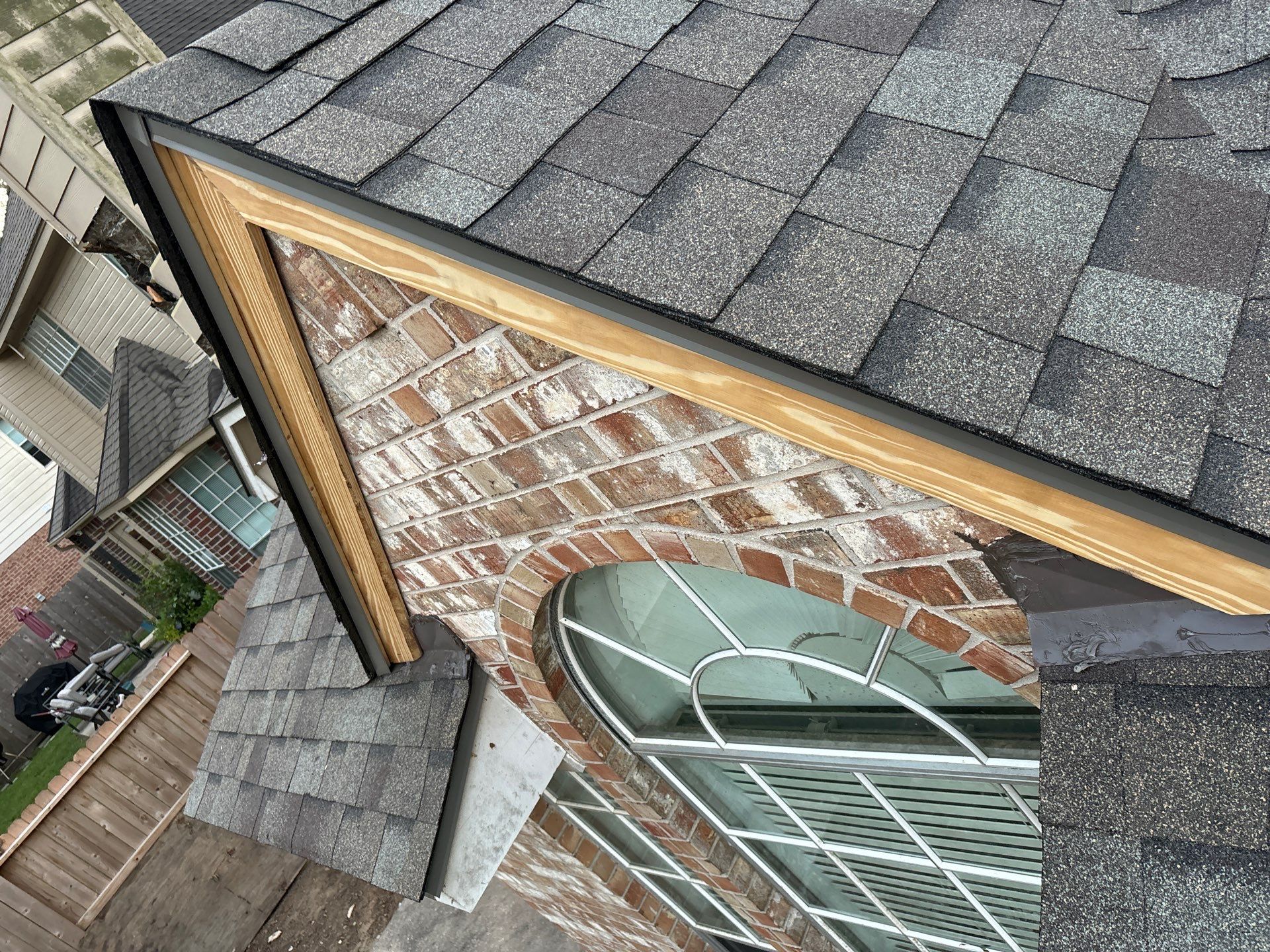 Residential Roofing Installation using Owen's Corning Duration (Lifetime) Shingles by Roof Repair Company