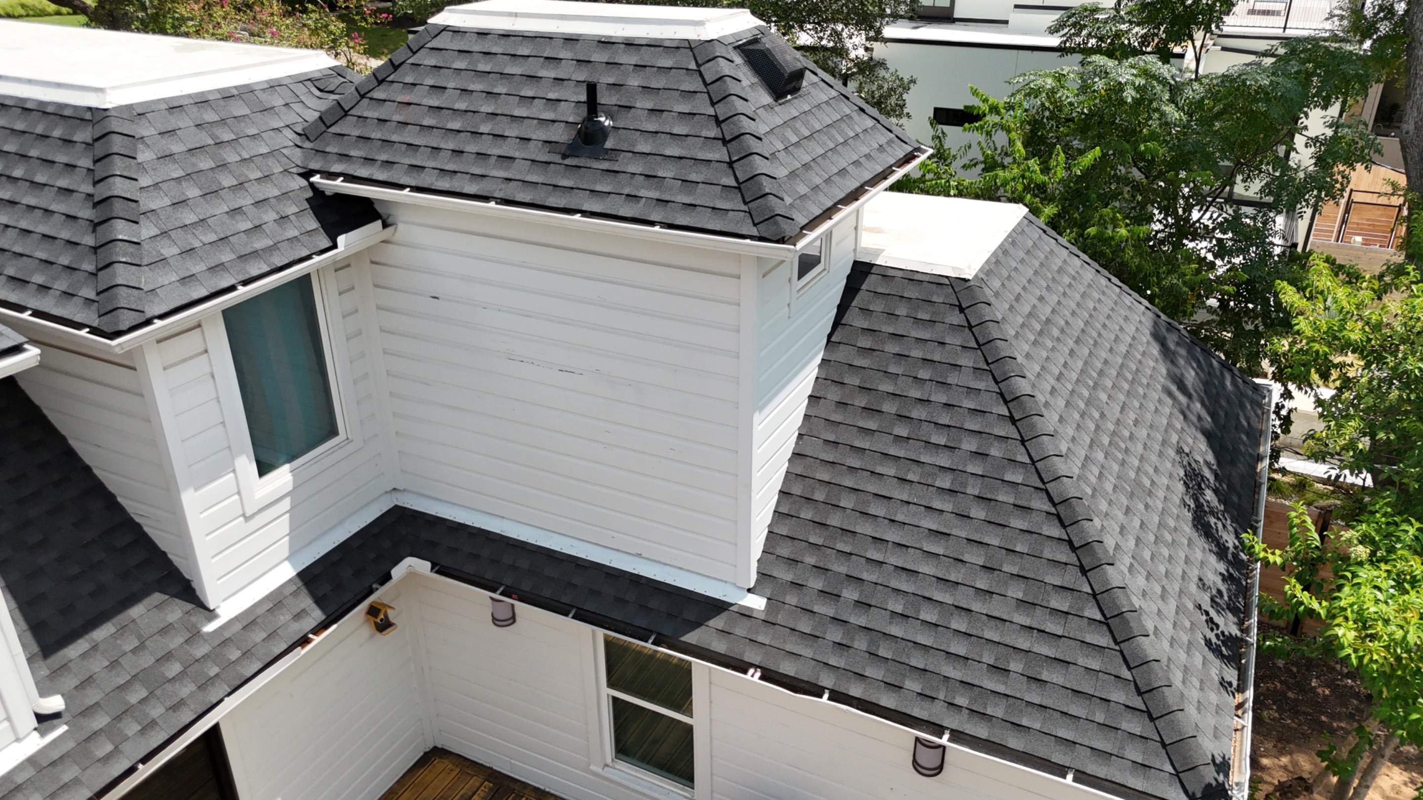 Charcoal - GAF Timberline HDZ by RoofsOnly.com