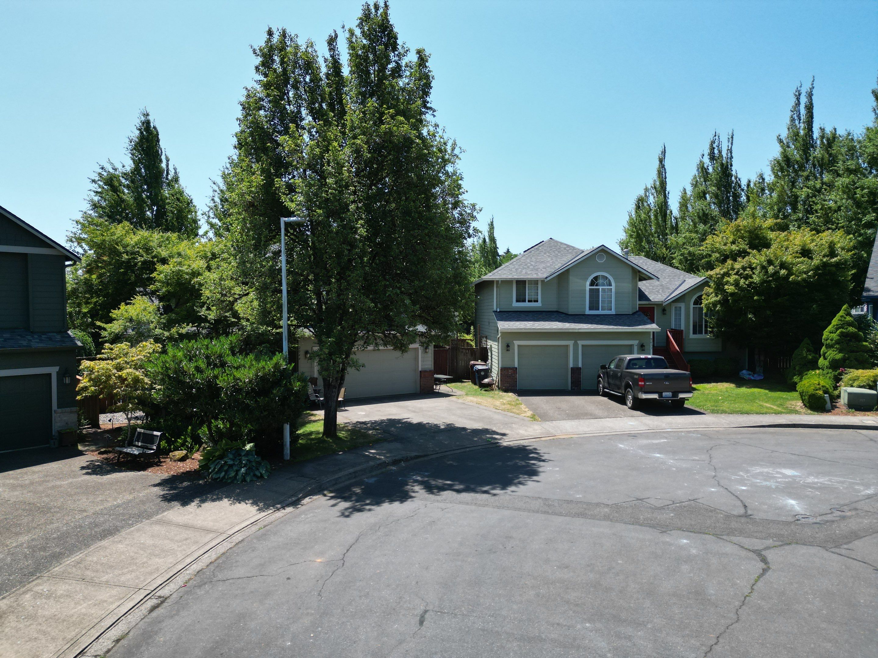 Residential Roofing Installation using Asphalt Shingles by Vitan Construction LLC 