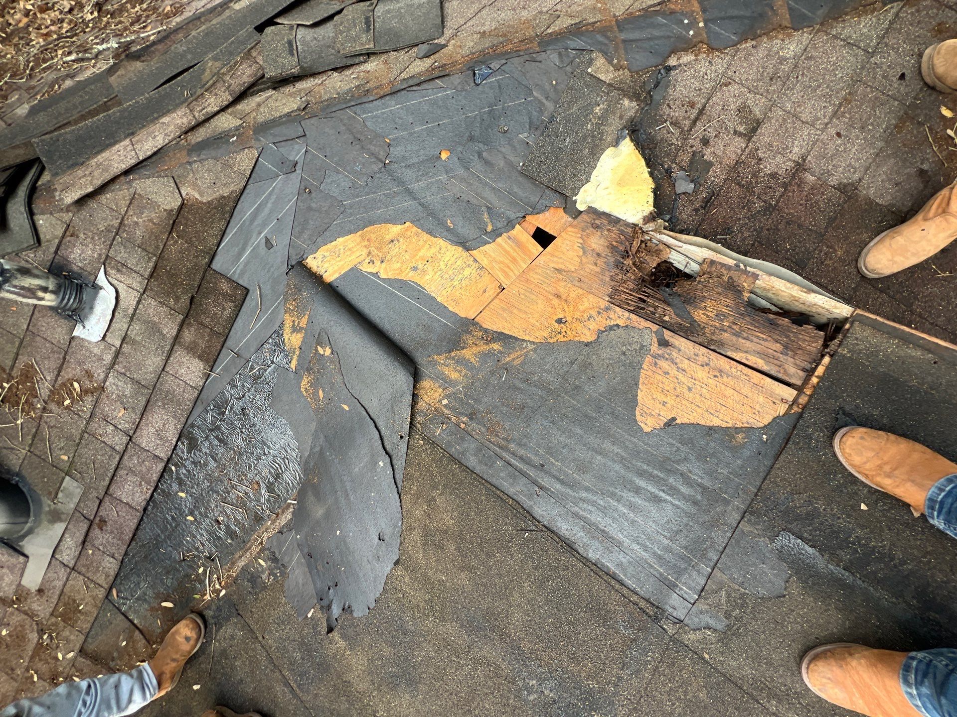 Residential Roofing Repair using Owen's Corning Duration (Lifetime) Shingles by Roof Repair Company