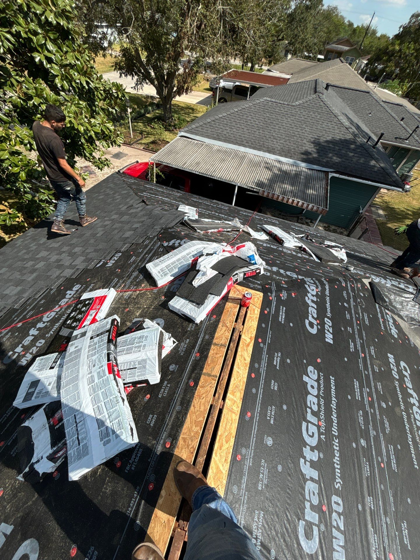 Residential Roofing Installation using Owen's Corning Duration (Lifetime) Shingles by Roof Repair Company