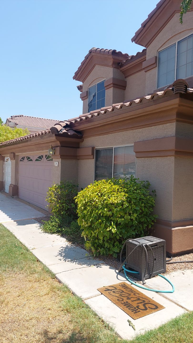 Exterior Painting - Gilbert by Crash of Rhinos Painting & Garage Floors