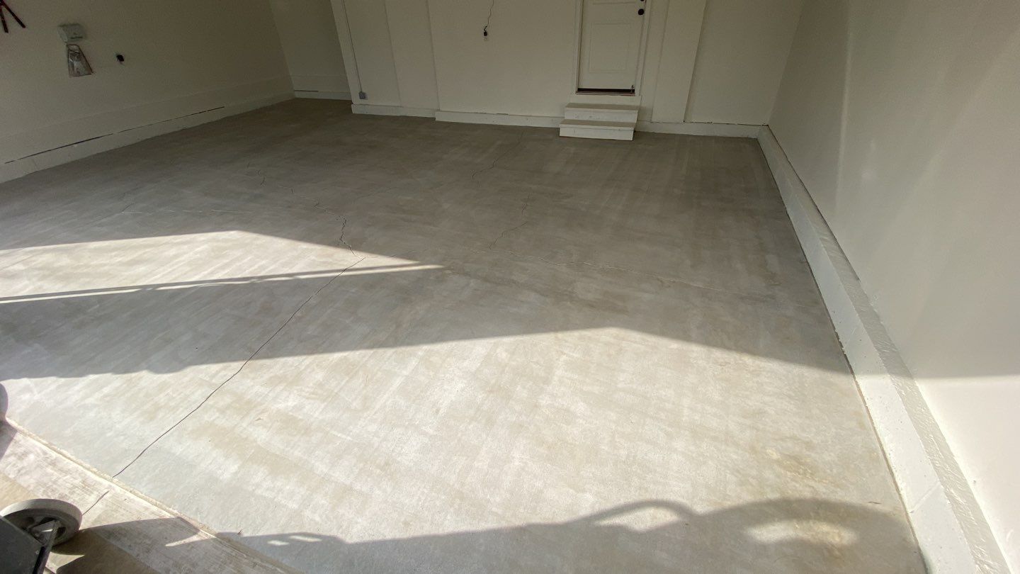 Garage using Domino  by Select Painting, Coatings & Garage Cabinets