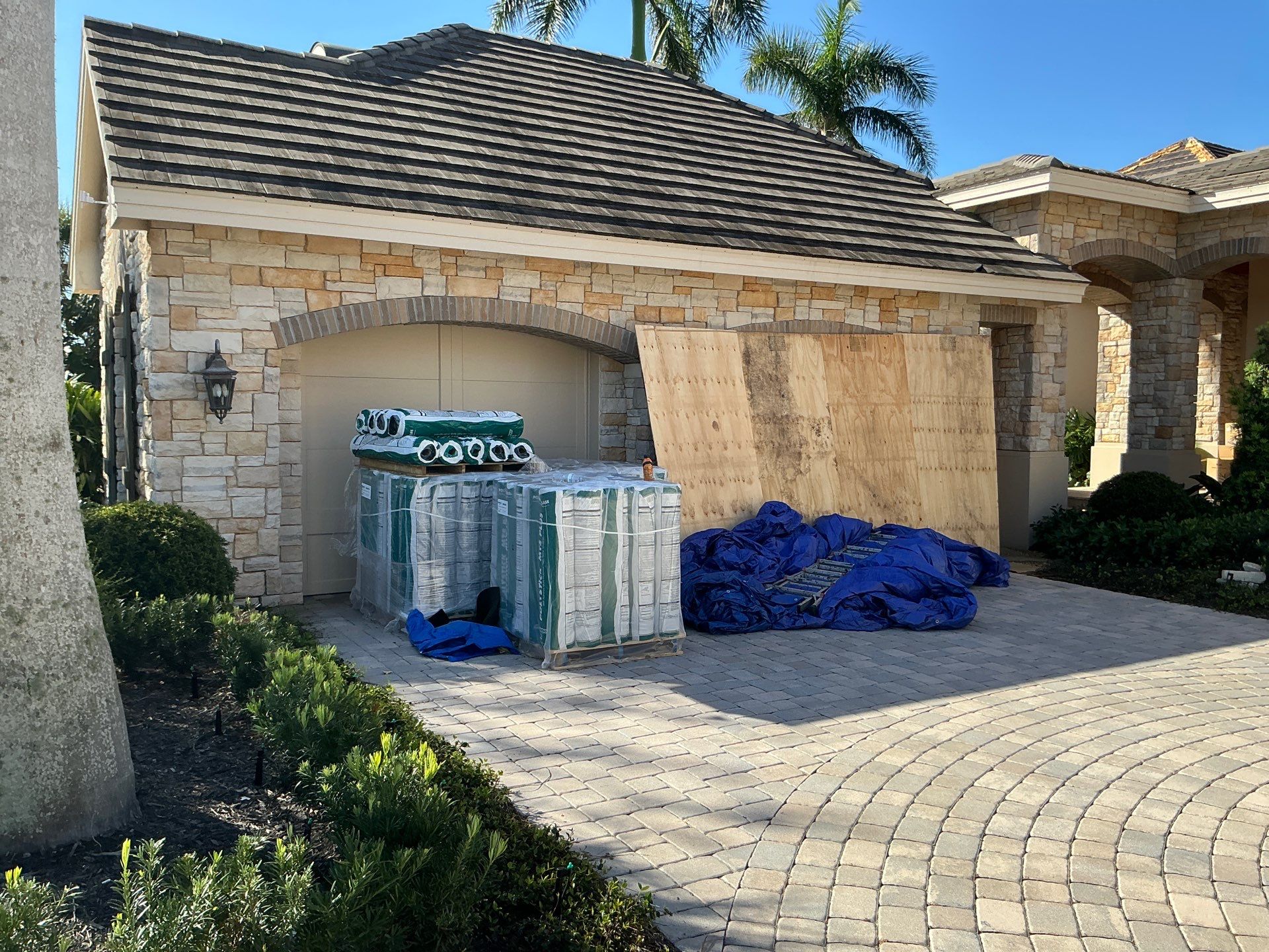 Almond Half-Round Gutters in Lakewood Ranch FL by Gutter Professors
