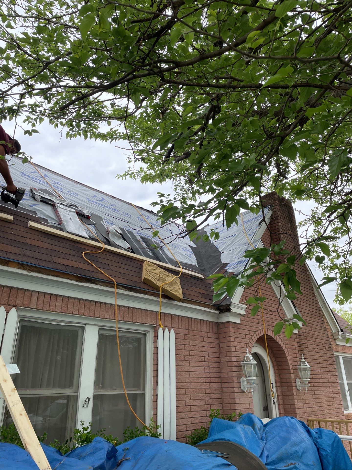 Residential Roofing Installation using ATLAS Pinnacle Pristine Shingles by Harvey Roofing & Construction