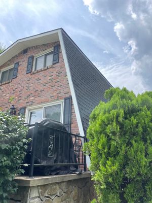 Residential Roofing Installation using GAF Timberline HDZ Charcoal
