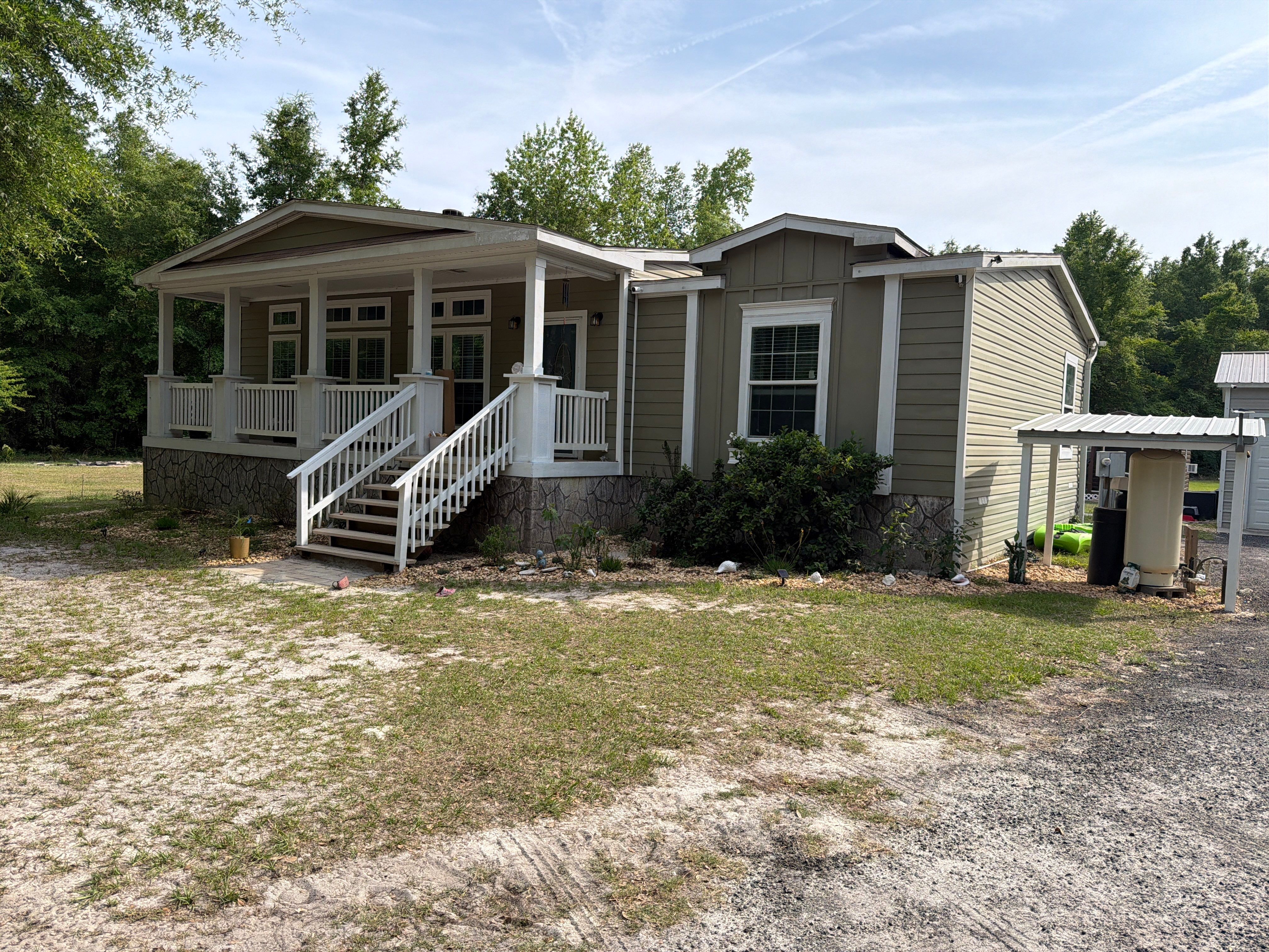 Andersen Fiberex Window Replacement and Installation in Fort White by Windows & Doors Store