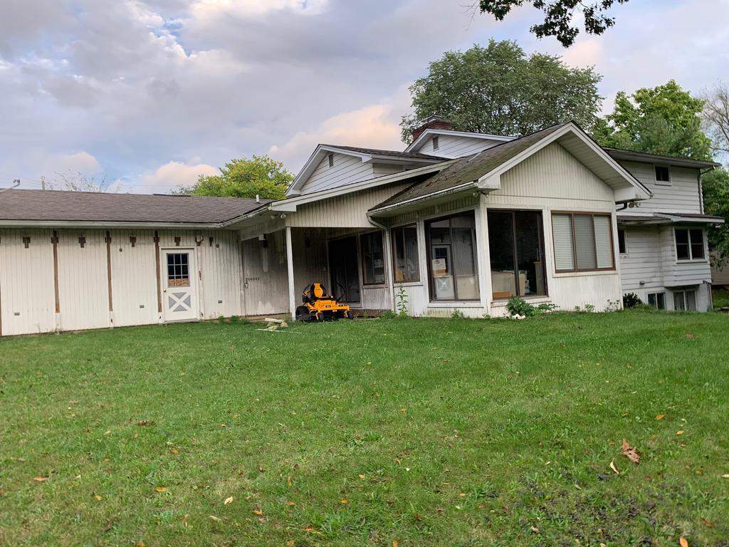 Siding Replacement using Certainteed Restoration Classic D4 by 180 Contractors