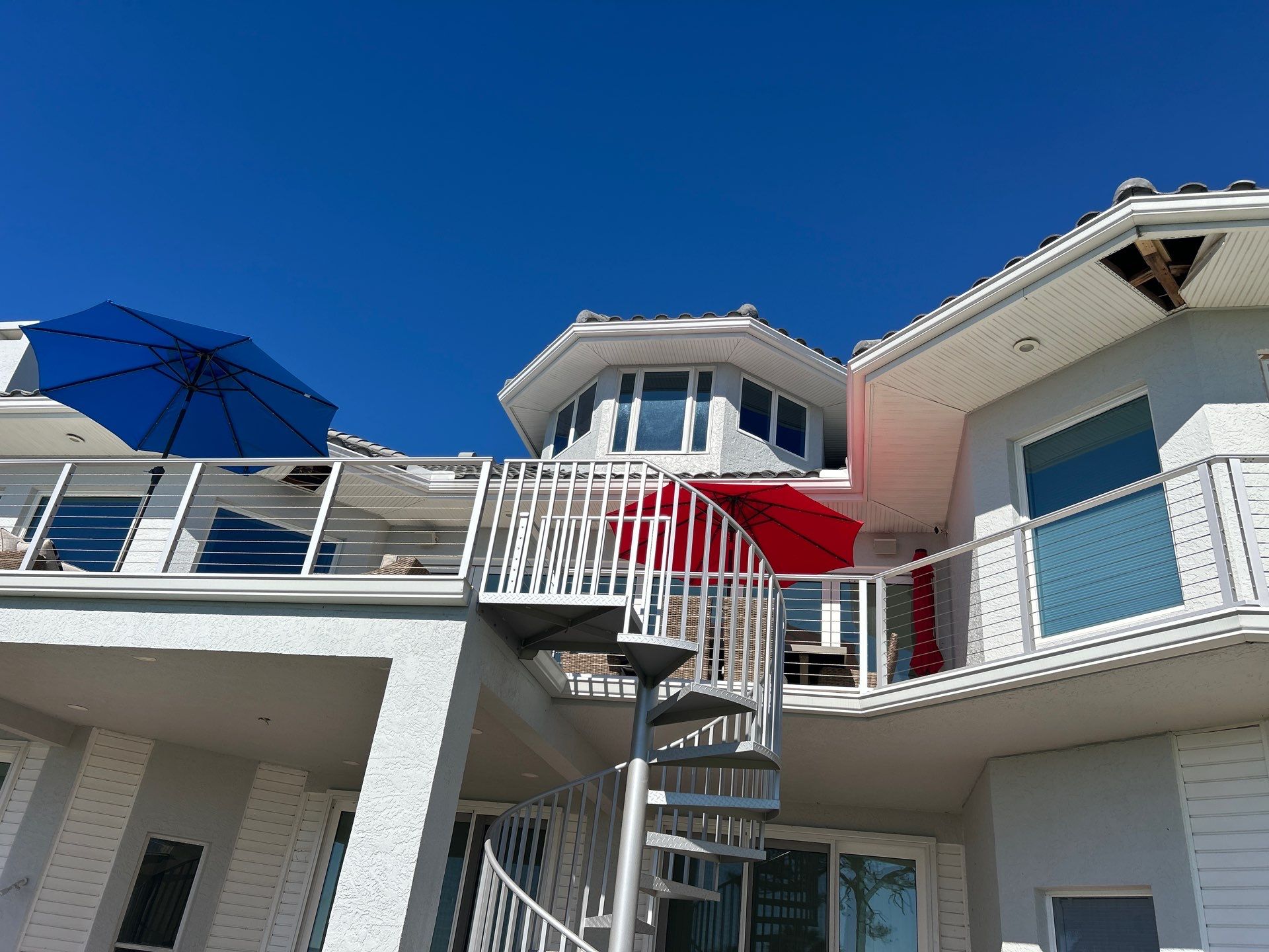 7-Inch Seamless Gutters Installation in Bradenton FL by Gutter Professors