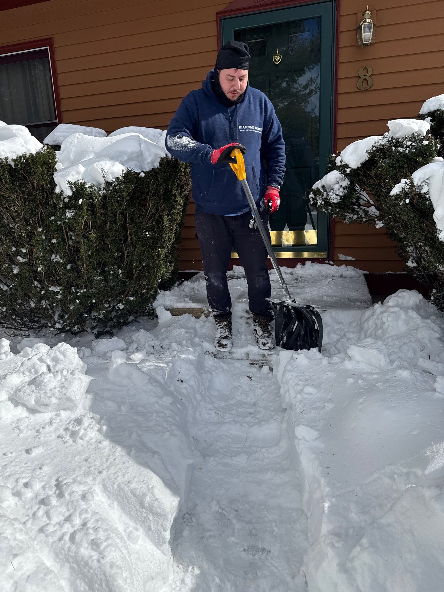 Residential Snow Plowing and Removal Services in Wallingford by Diamond Image LLC