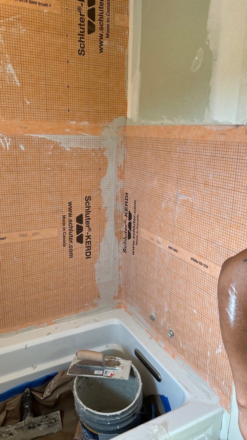 New Tub Surround  by Footprints Floors of Nashville