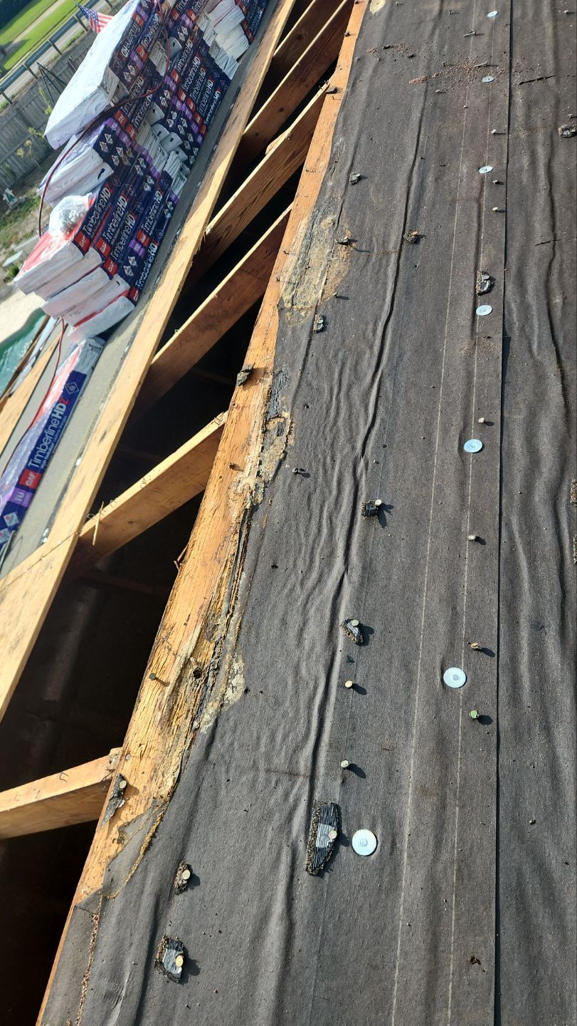 Project in Largo 33774 by Mitchell Roofing Company LLC 