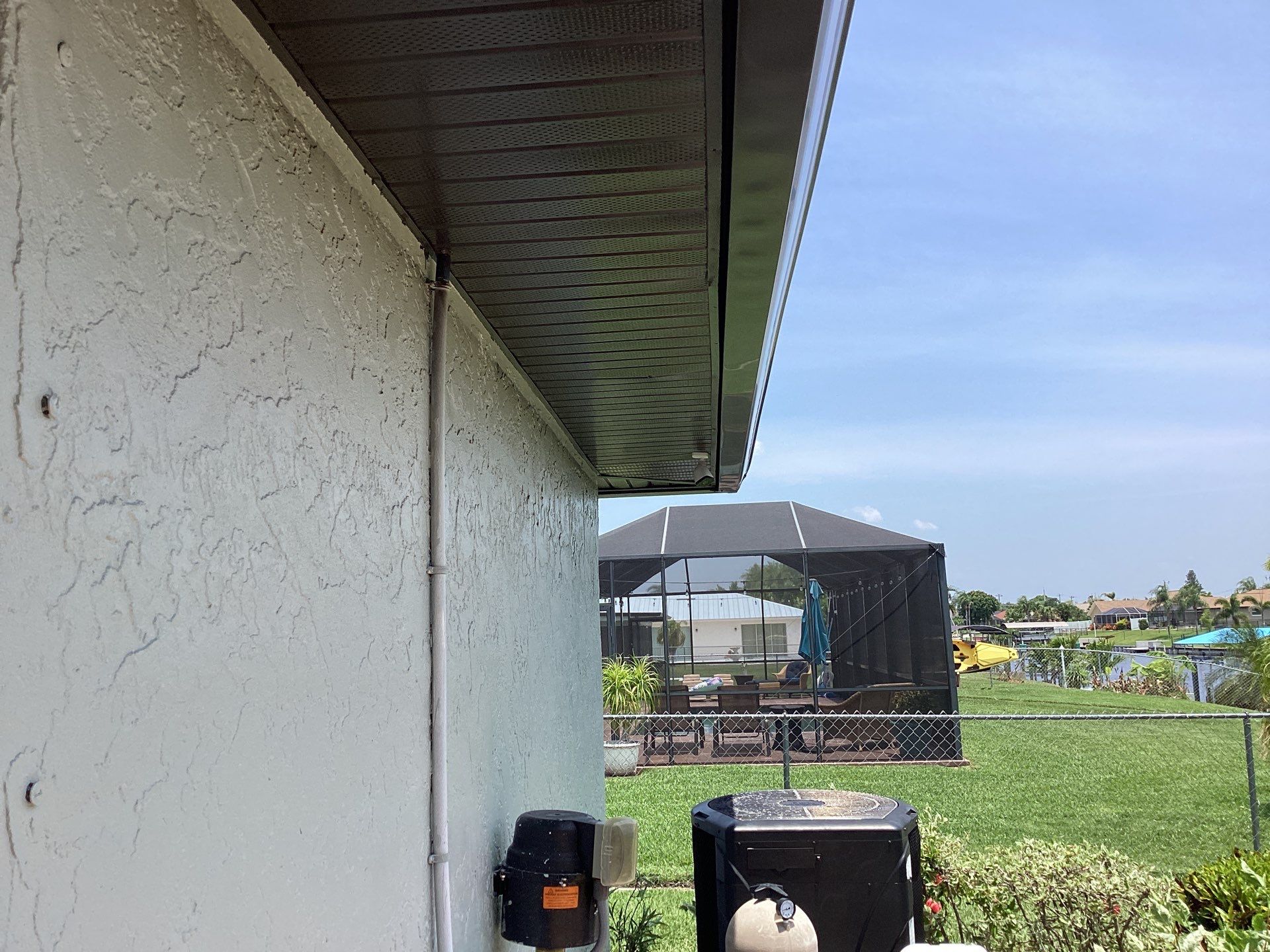 Bronze Seamless Gutters using 6 Inch Seamless Gutters in Cape Coral by Gutter Professors