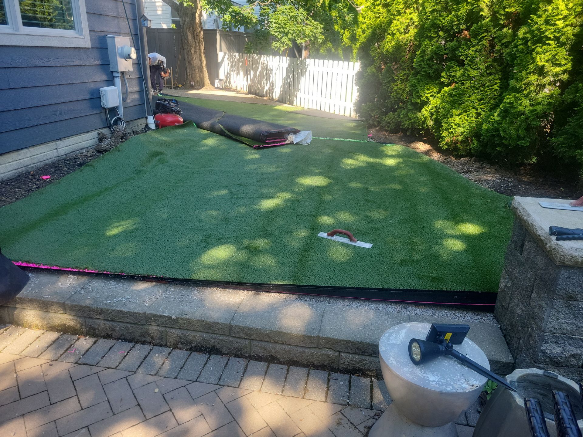Custom Synthetic Lawn and Putting Green Installation in Upper Arlington by Southwest Greens Midwest