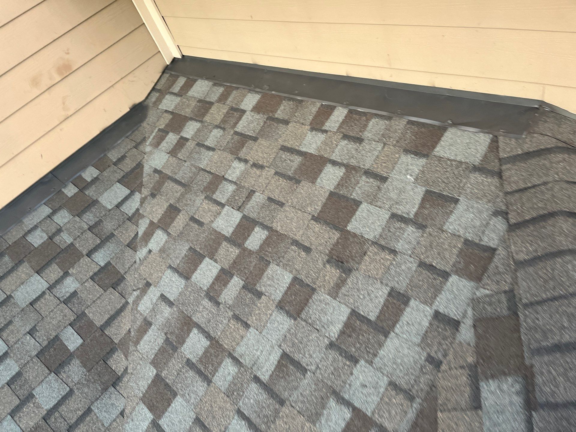 Residential Roofing Installation using Owen's Corning Duration (Lifetime) Shingles by Roof Repair Company
