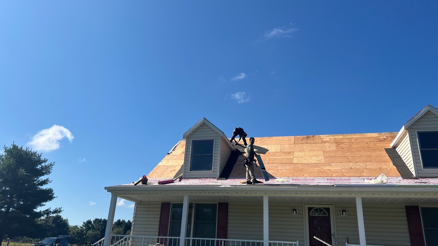 Residential Roofing Installation using Duration Series Shingles - Teak by RoofX 