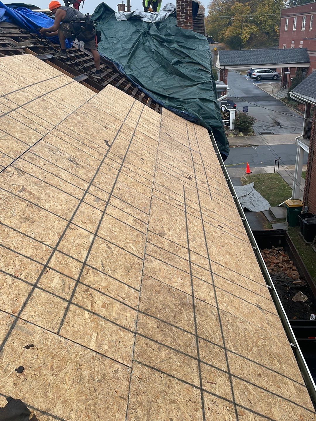 Commercial Roofing Installation using Gaf Hdz Architectural Shingle by Teflon Roofing