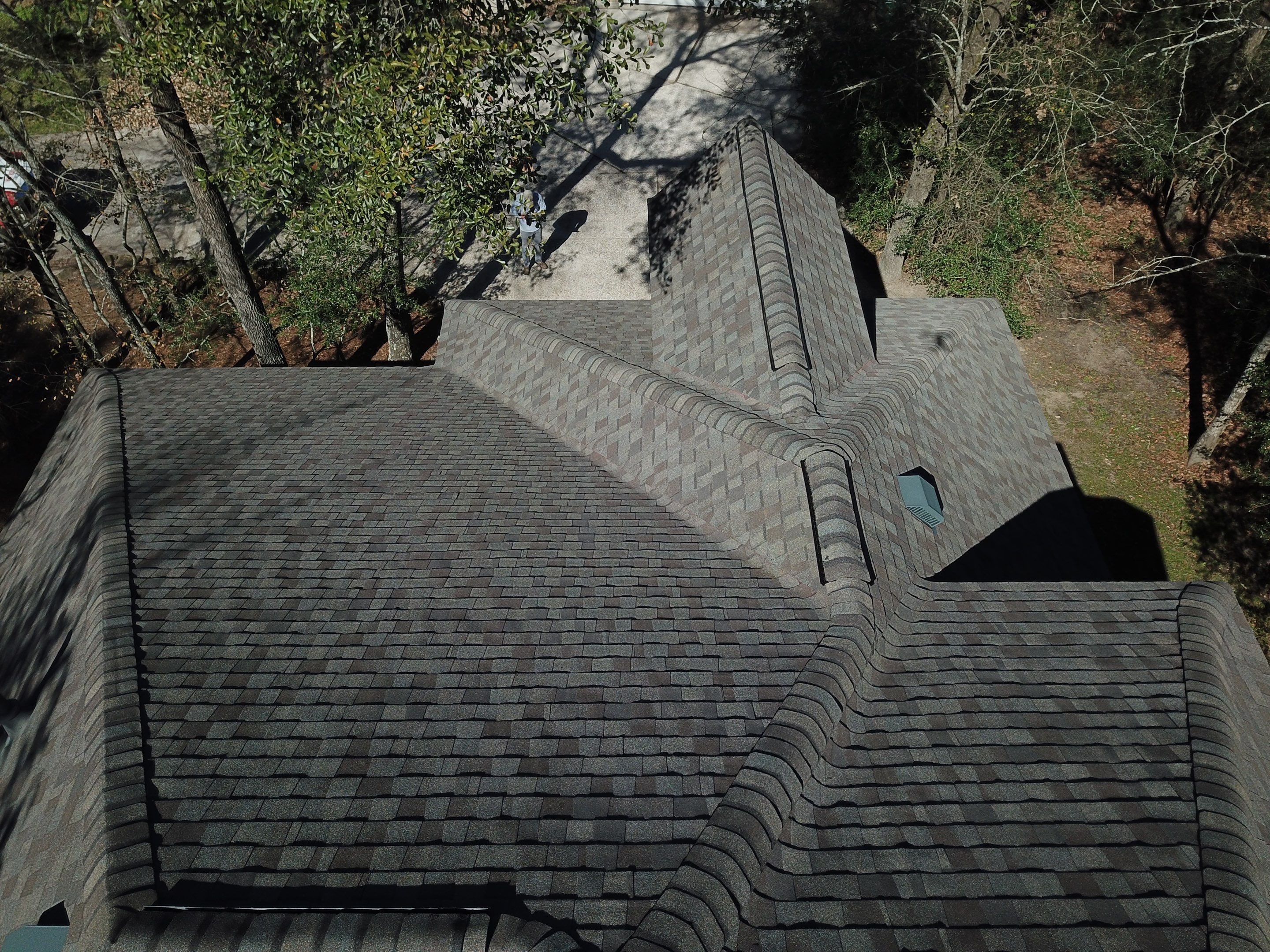 OC Duration Driftwood by HHH Roofing & Construction