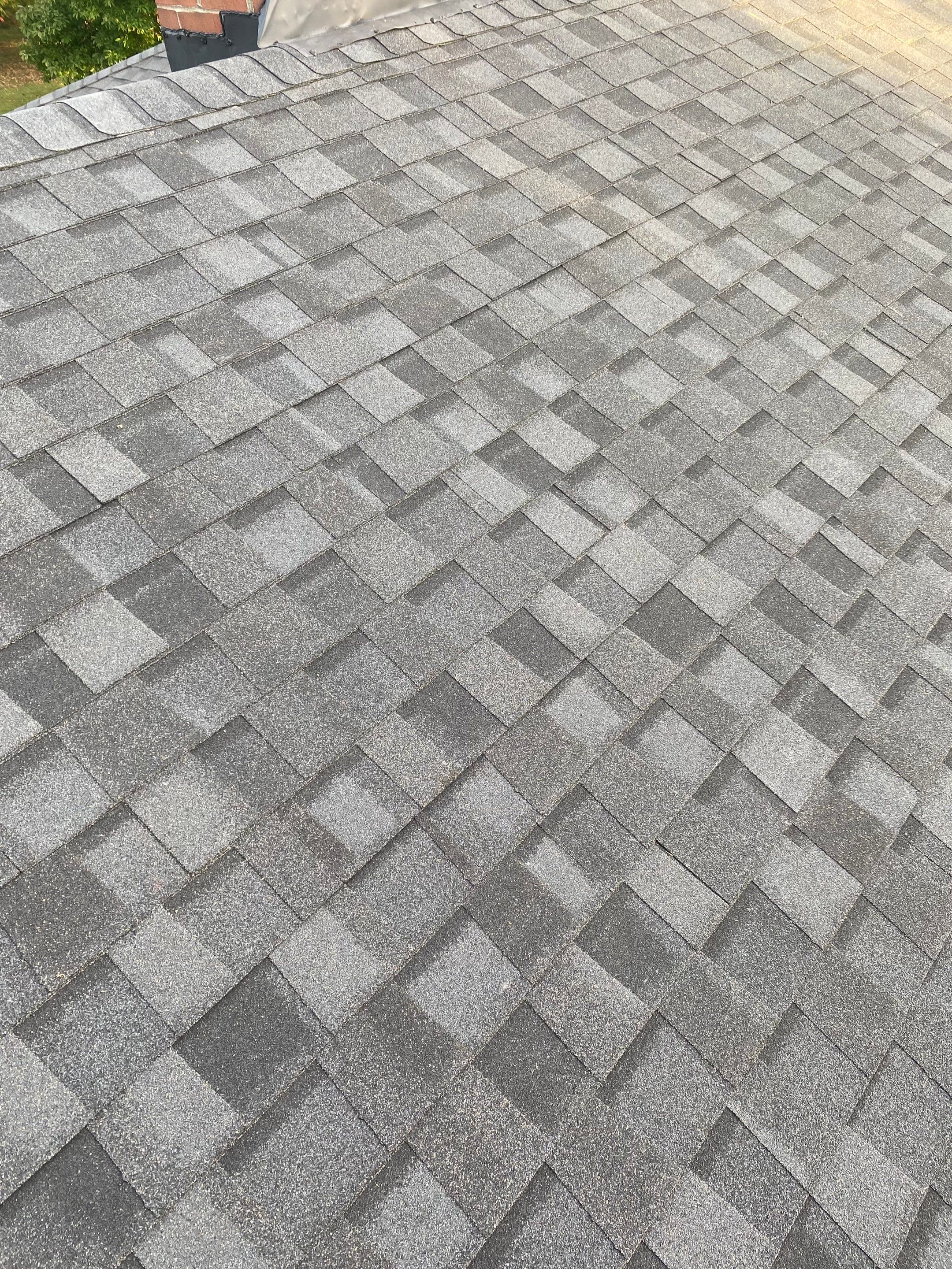 Landmark Pro Installation in Lewis Center by Best Roofing & Siding Company
