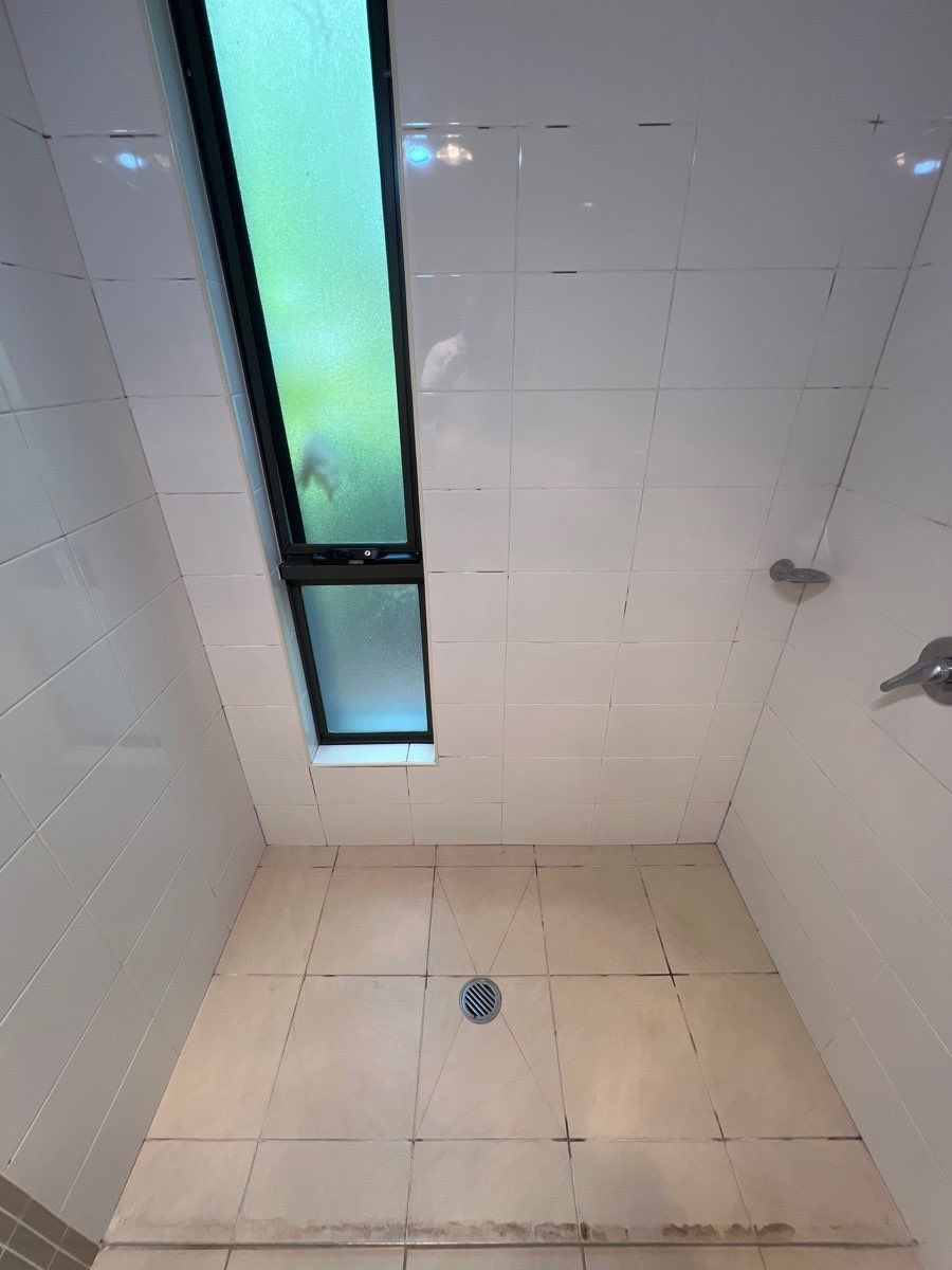 Shower Re-grout and Re-seal Service in Bruce by Re-seal Bathrooms