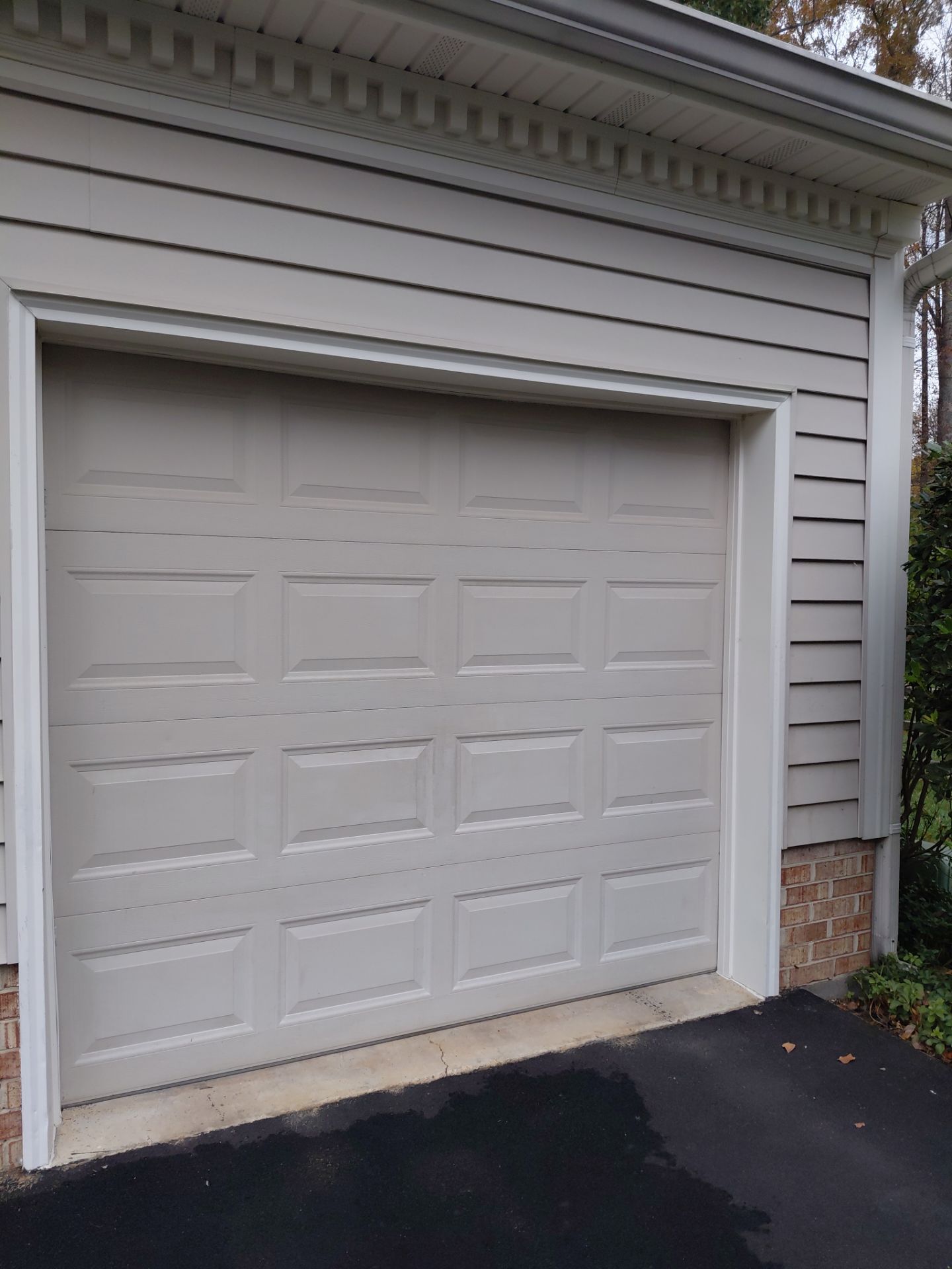 Alexandria :Residential Roof Replacement with CertainTeed Landmark Pro in Max Def Moire Black  by RM Banning, Inc.