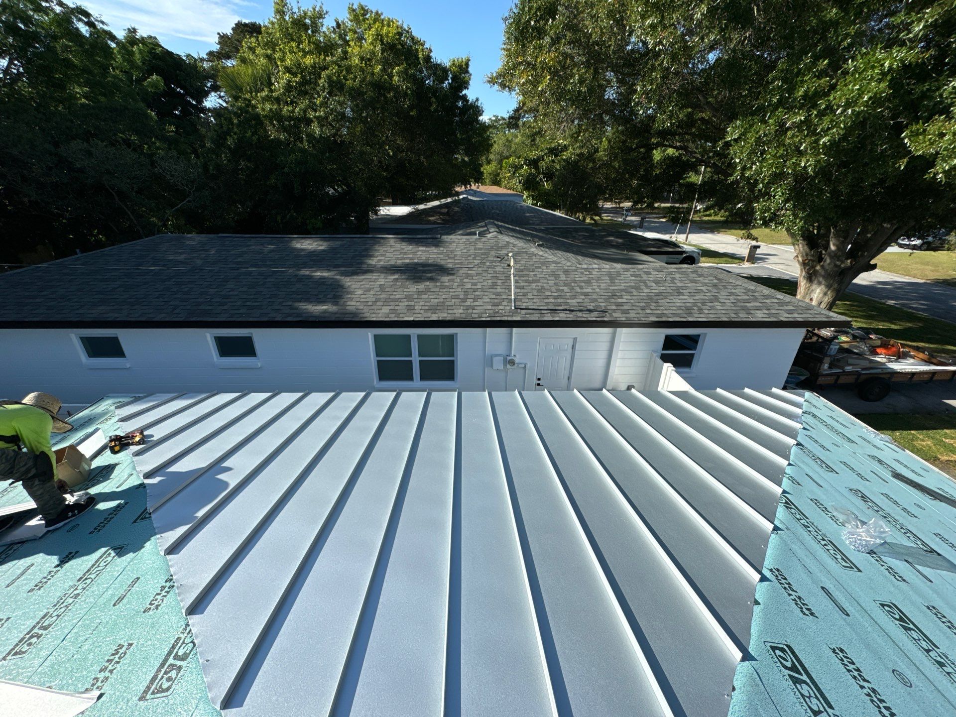 Project in Gulfport 33707 by Mitchell Roofing Company LLC 