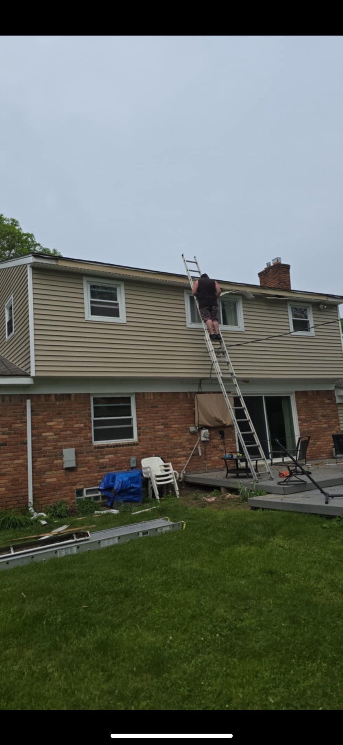 Siding Replacement using Alside Charter Oak D4.5" Vintage Wicker by 180 Contractors