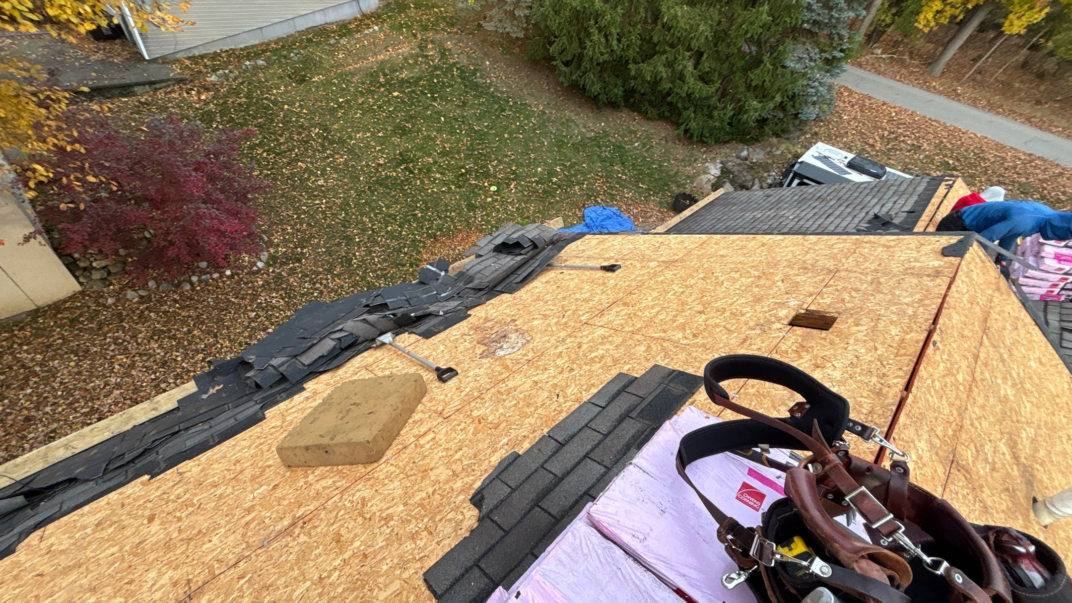 Roof Replacement using Owens Corning Driftwood by 180 Contractors