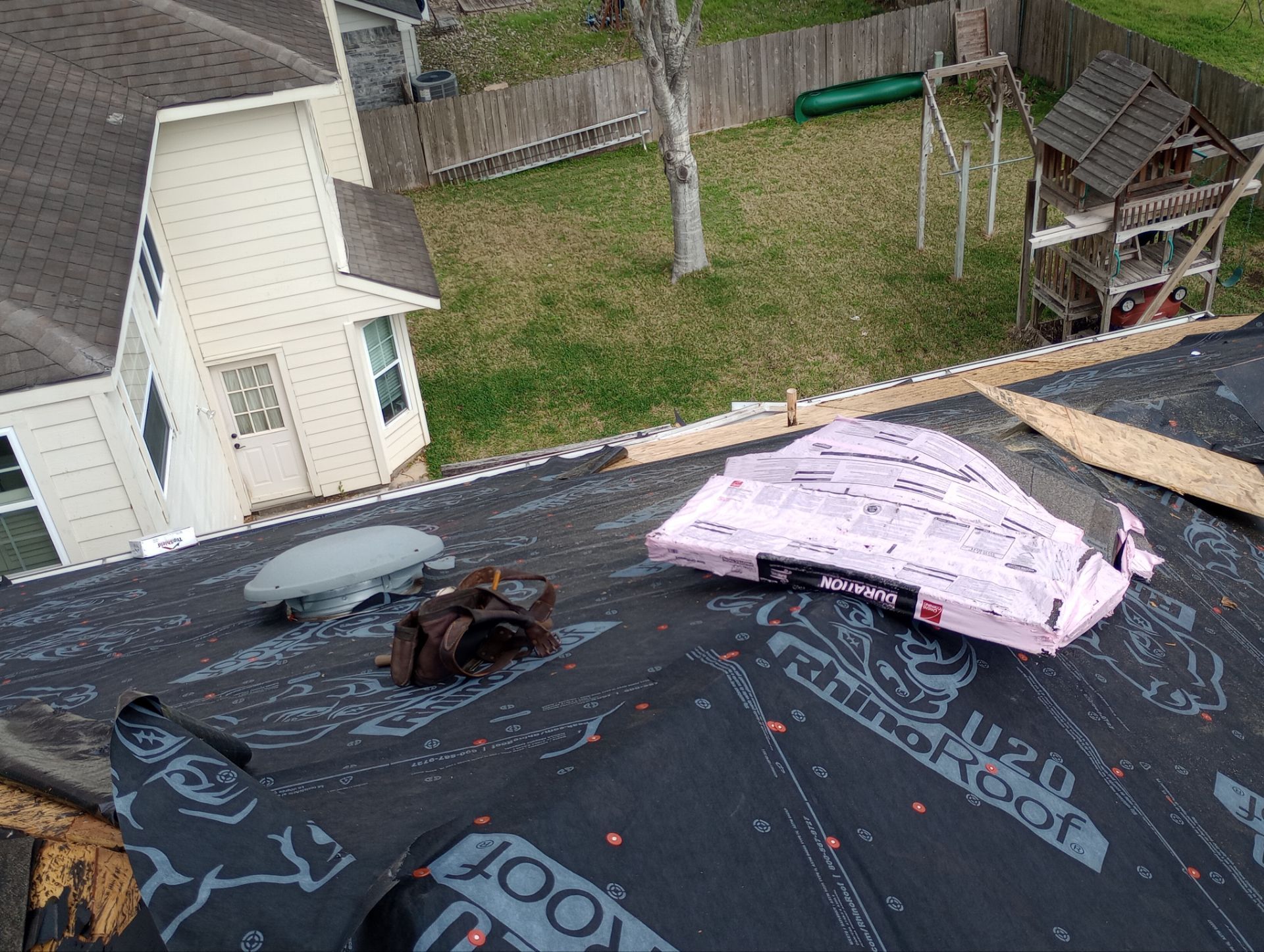 Residential Roofing Installation using Owen's Corning Duration (Lifetime) Shingles by Roof Repair Company