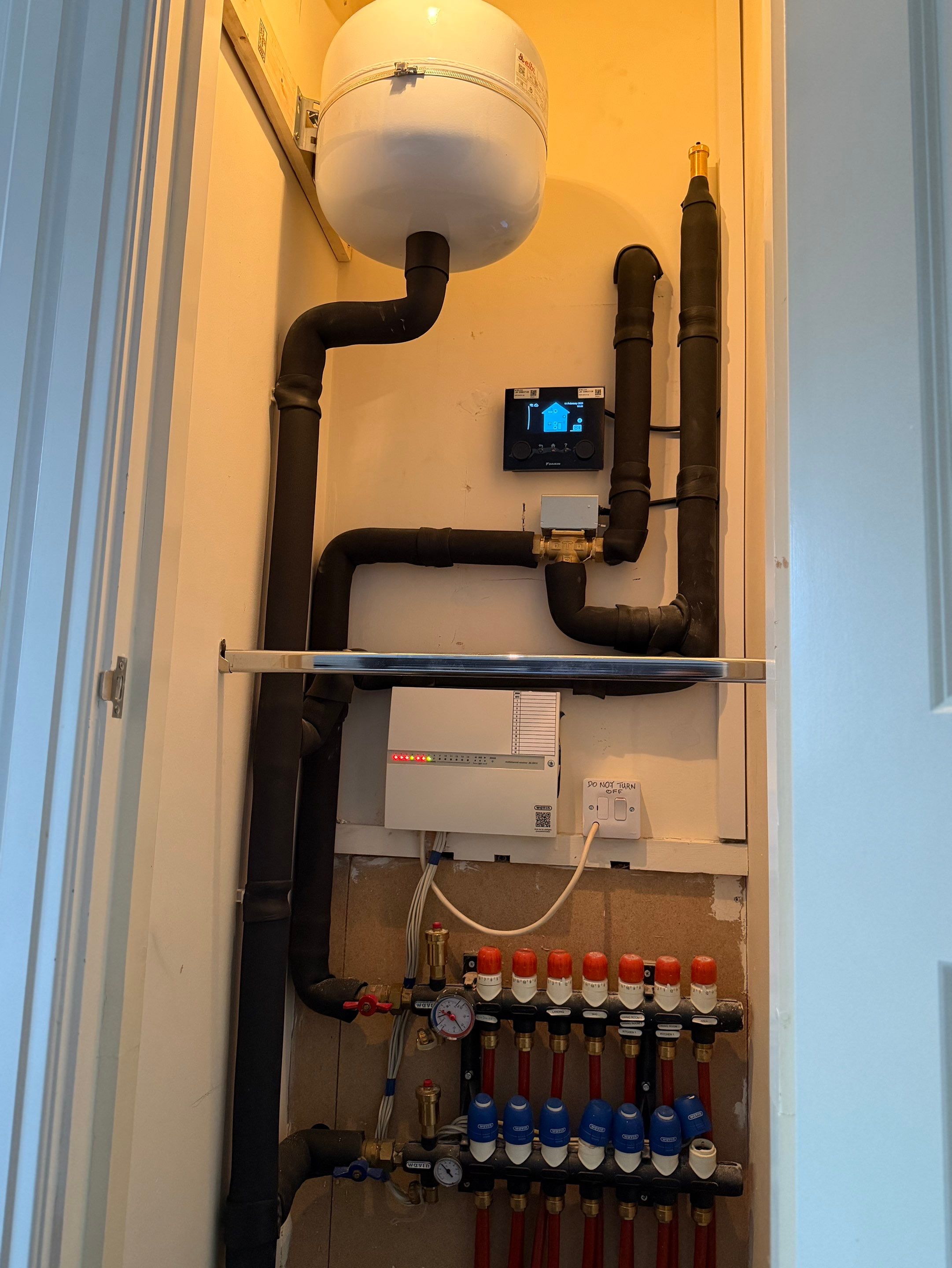 🏡 Holiday Let Heating — Fully Controlled From Your Phone 📲♨️ by Elite Services Group Ltd