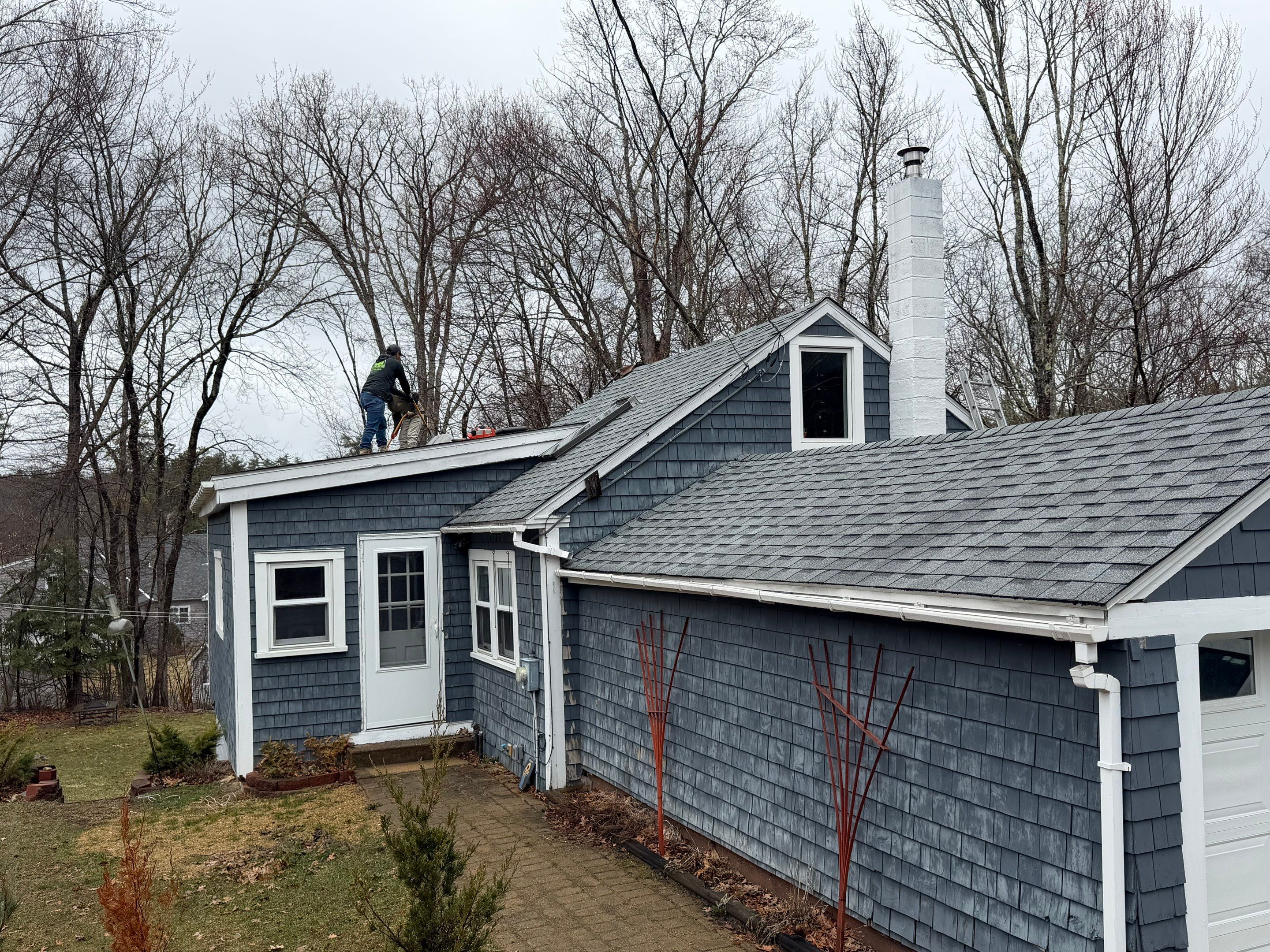 Project in Barrington, NH by Tall pine roofing